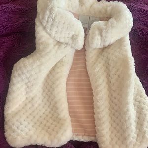 Tahari -  Baby girl baby faux fur vest 12 Mon